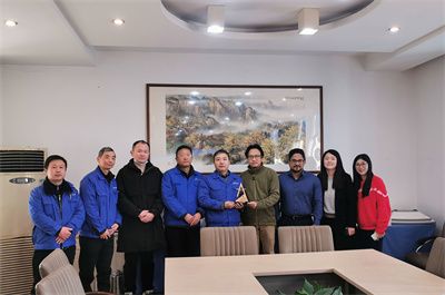 我公司榮獲康明斯“企業(yè)社會(huì)責(zé)任獎(jiǎng)”